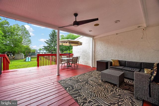 688 S 6TH AVE, Royersford, PA 19468