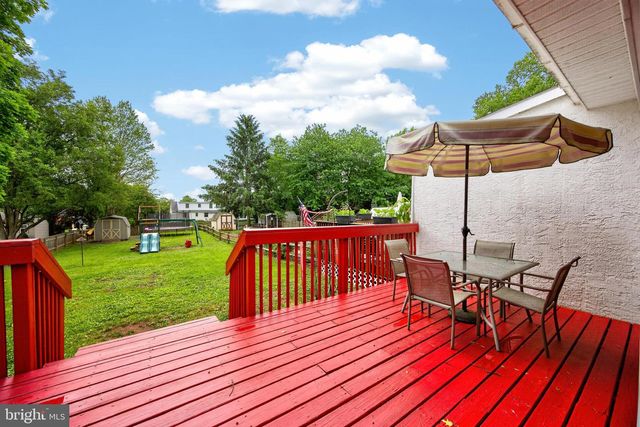 688 S 6TH AVE, Royersford, PA 19468