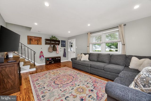 688 S 6TH AVE, Royersford, PA 19468