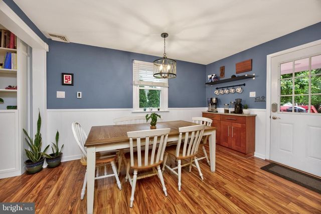688 S 6TH AVE, Royersford, PA 19468