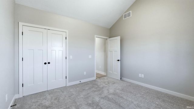 11928 Tapered Bank Run, Fort Wayne, IN 46818