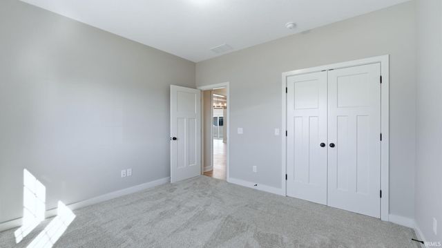 11928 Tapered Bank Run, Fort Wayne, IN 46818
