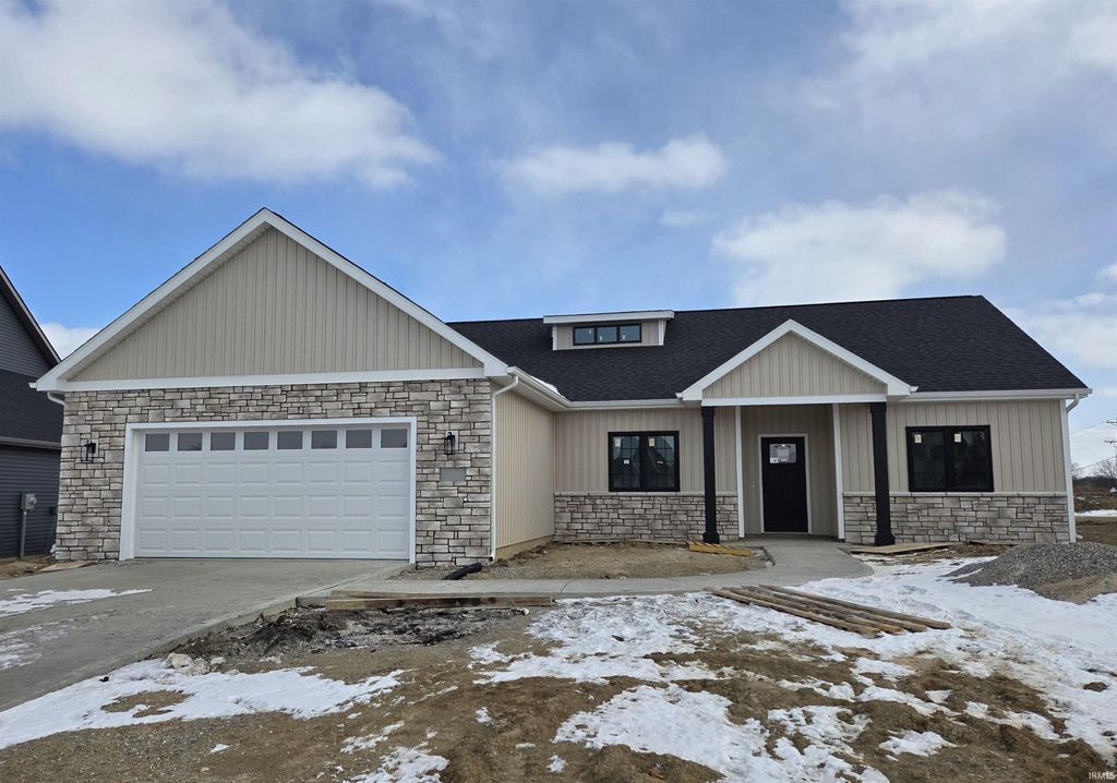 11928 Tapered Bank Run, Fort Wayne, IN 46818