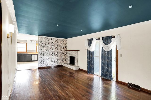 6546 Derbyshire Road, Indianapolis, IN 46227