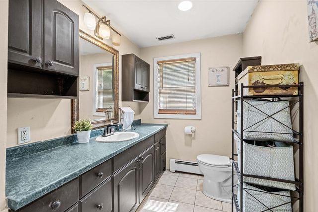 240 Hampstead St, Methuen, MA 01844