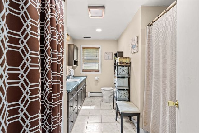 240 Hampstead St, Methuen, MA 01844
