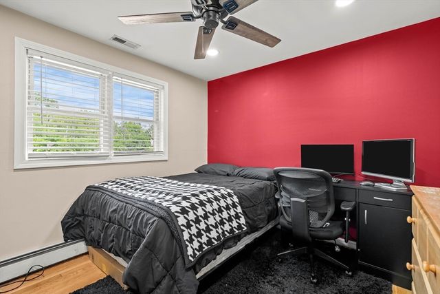 240 Hampstead St, Methuen, MA 01844
