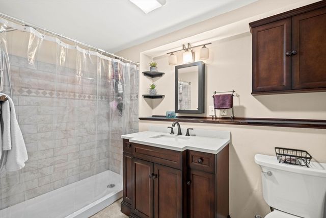 240 Hampstead St, Methuen, MA 01844