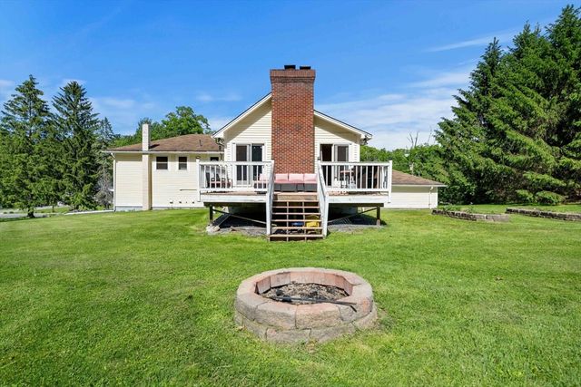 240 Hampstead St, Methuen, MA 01844
