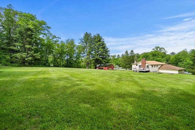240 Hampstead St, Methuen, MA 01844