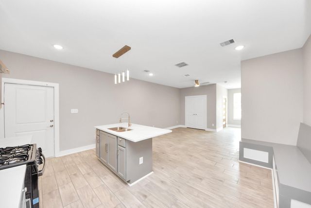 2608 Campbell Street A, Houston, TX 77026