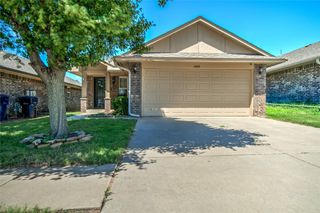 1029 Switzerland Avenue, Yukon, OK 73099