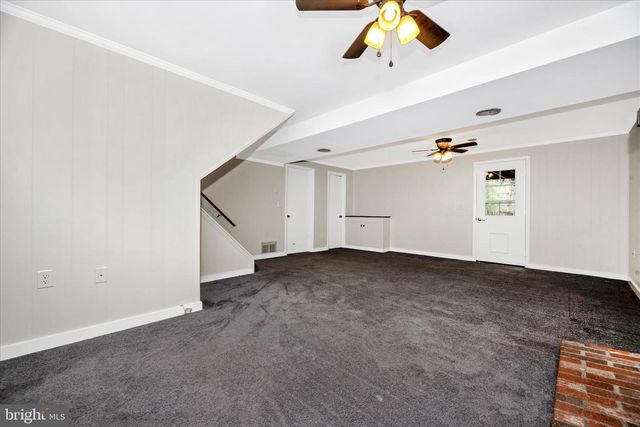 10 SHERMAN ST, Hanover, PA 17331