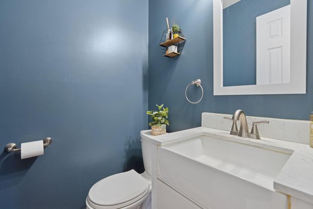 13445 Heather Hills Drive, Burnsville, MN 55337