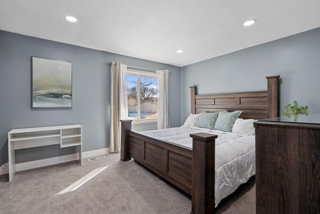 13445 Heather Hills Drive, Burnsville, MN 55337