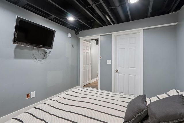 13445 Heather Hills Drive, Burnsville, MN 55337