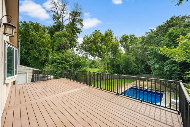 13609 62nd Avenue N, Maple Grove, MN 55311