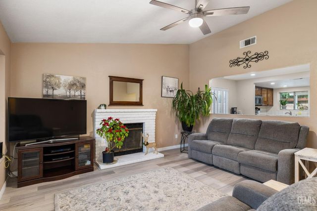 12113 Nacelle Avenue, Bakersfield, CA 93312