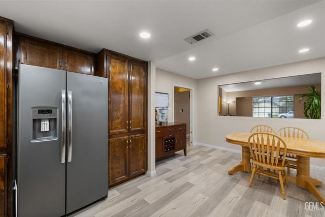 12113 Nacelle Avenue, Bakersfield, CA 93312