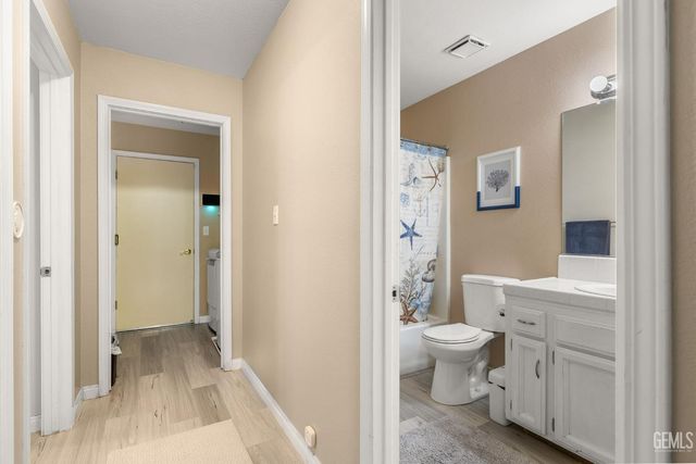 12113 Nacelle Avenue, Bakersfield, CA 93312