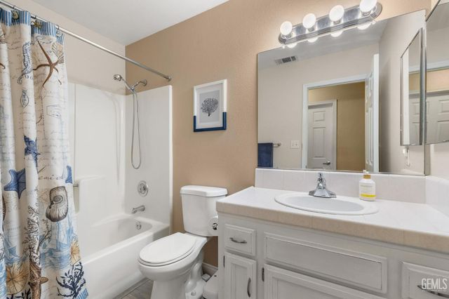 12113 Nacelle Avenue, Bakersfield, CA 93312