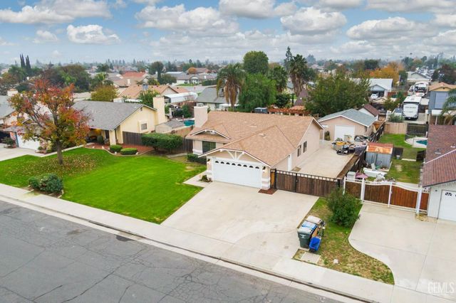 12113 Nacelle Avenue, Bakersfield, CA 93312