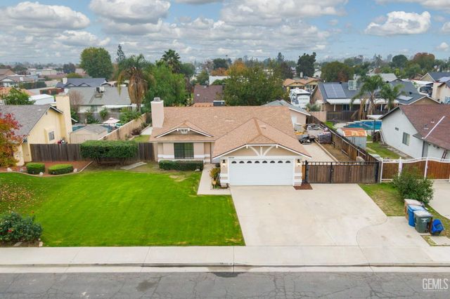 12113 Nacelle Avenue, Bakersfield, CA 93312
