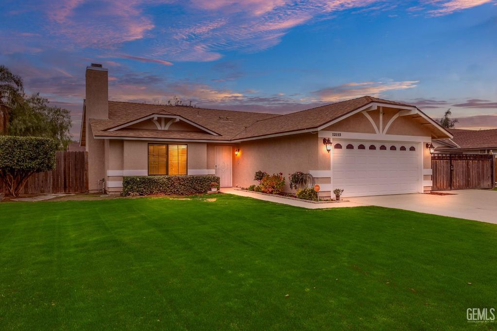 12113 Nacelle Avenue, Bakersfield, CA 93312