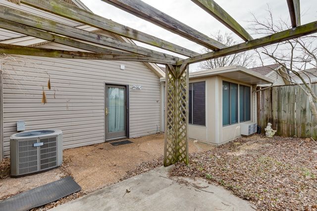 534 Upsall Dr, Antioch, TN 37013