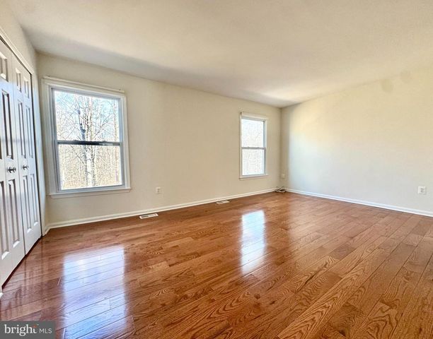 6291 KERRYDALE DR, Springfield, VA 22152