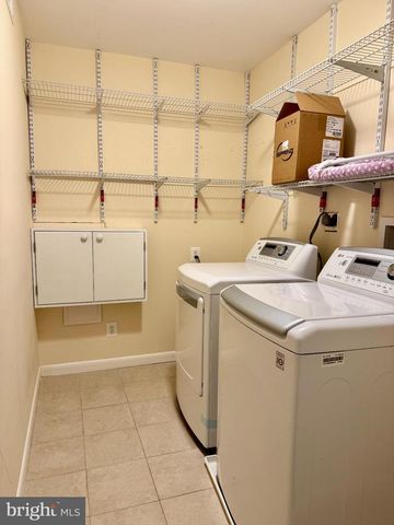 6291 KERRYDALE DR, Springfield, VA 22152