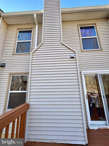 6291 KERRYDALE DR, Springfield, VA 22152