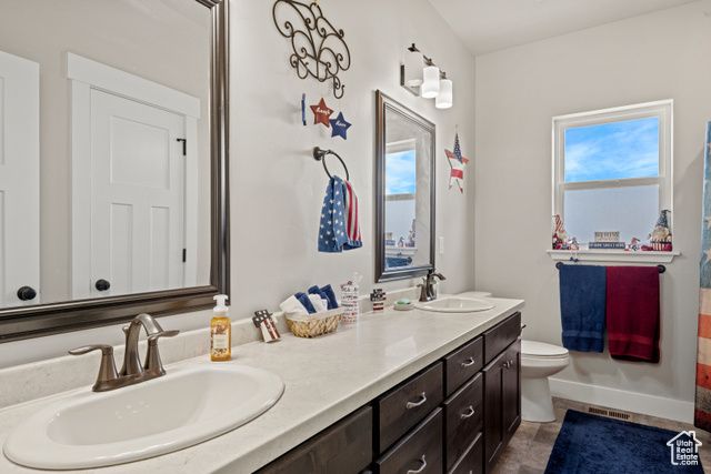 190 W 3RD, Bloomington, ID 83223