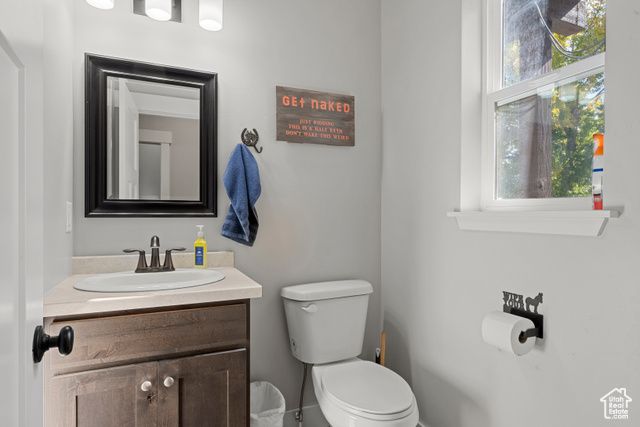 190 W 3RD, Bloomington, ID 83223