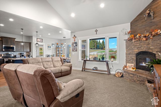190 W 3RD, Bloomington, ID 83223