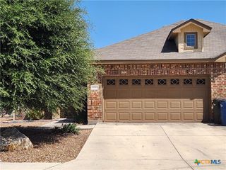 502 Creekside Circle, New Braunfels, TX 78130
