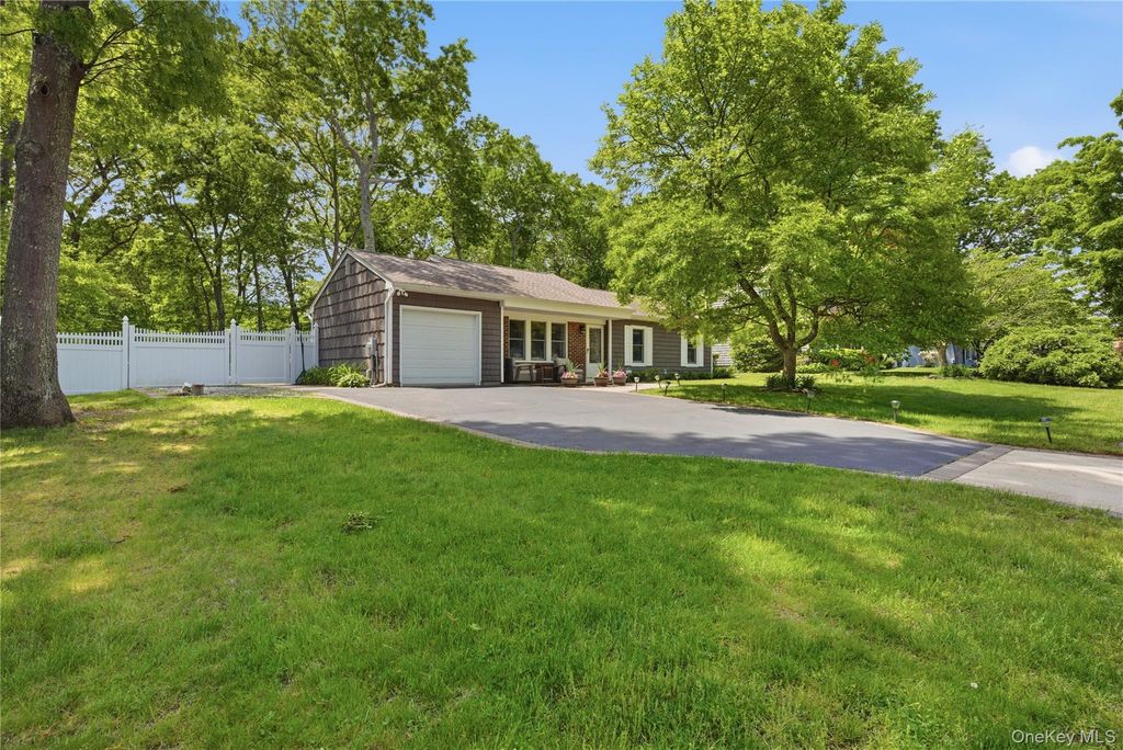 30 Scenic Hills Drive, Ridge, NY 11961