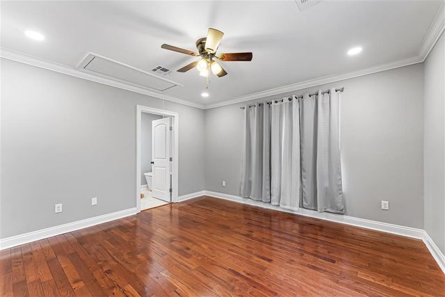 1011 Common Street, Lake Charles, LA 70601