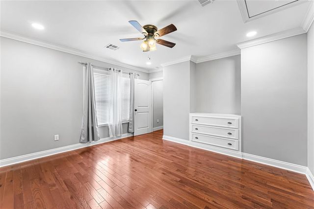 1011 Common Street, Lake Charles, LA 70601