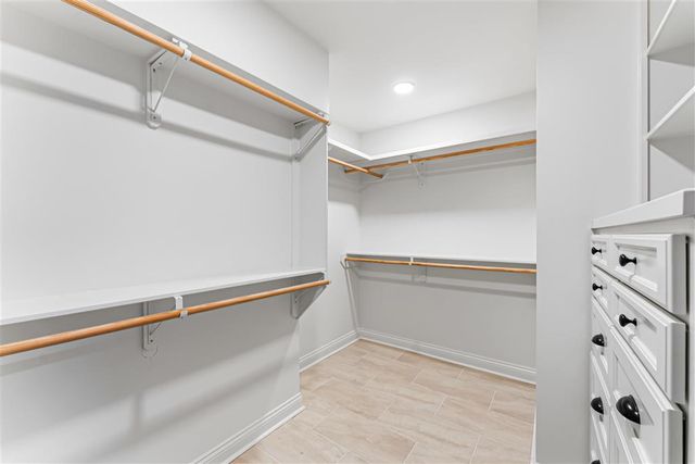 1011 Common Street, Lake Charles, LA 70601