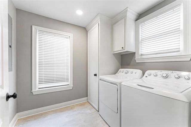 1011 Common Street, Lake Charles, LA 70601