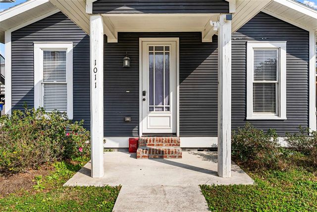 1011 Common Street, Lake Charles, LA 70601