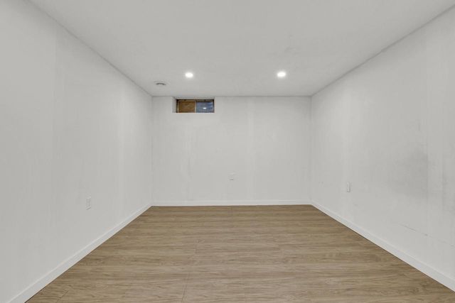 3971 W College AVENUE, Milwaukee, WI 53221