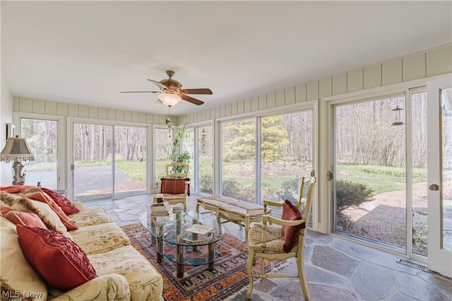 8 Louis Drive, Pepper Pike, OH 44124