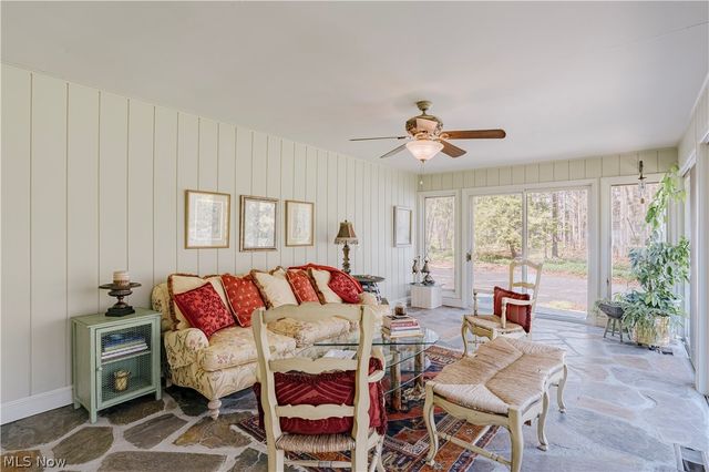 8 Louis Drive, Pepper Pike, OH 44124