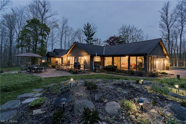 8 Louis Drive, Pepper Pike, OH 44124