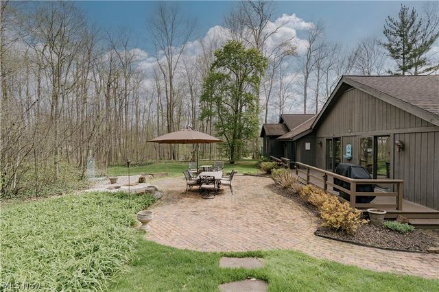 8 Louis Drive, Pepper Pike, OH 44124
