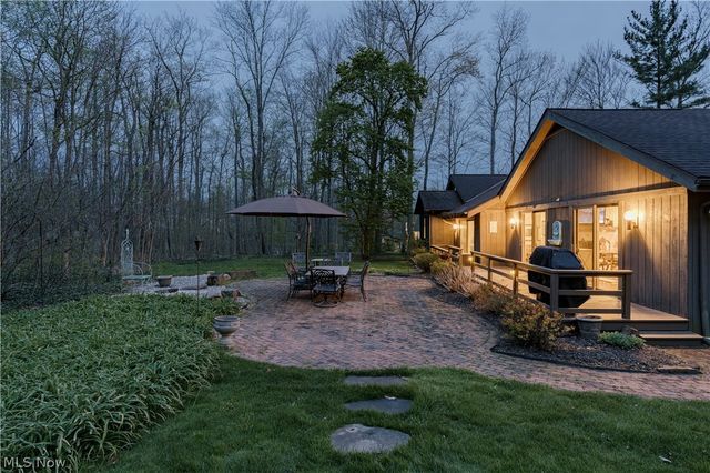 8 Louis Drive, Pepper Pike, OH 44124