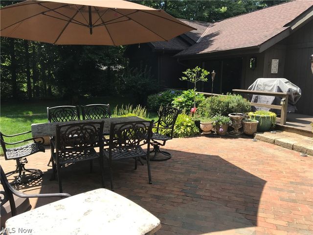 8 Louis Drive, Pepper Pike, OH 44124