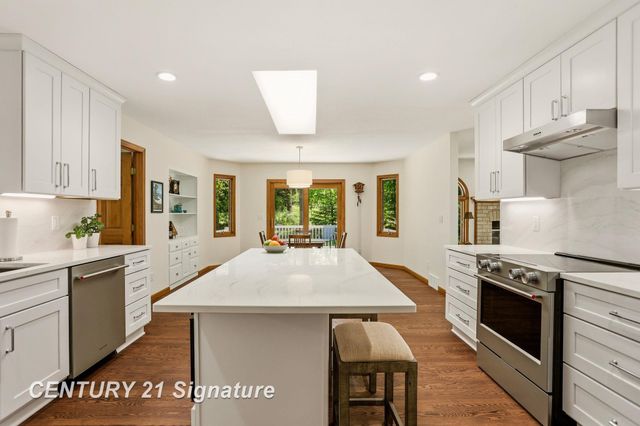 2368 Durham Drive, Saginaw, MI 48609